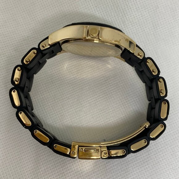 Marc by Marc Jacob’s women gold black tone watch 35mm round case running - Picture 9 of 10